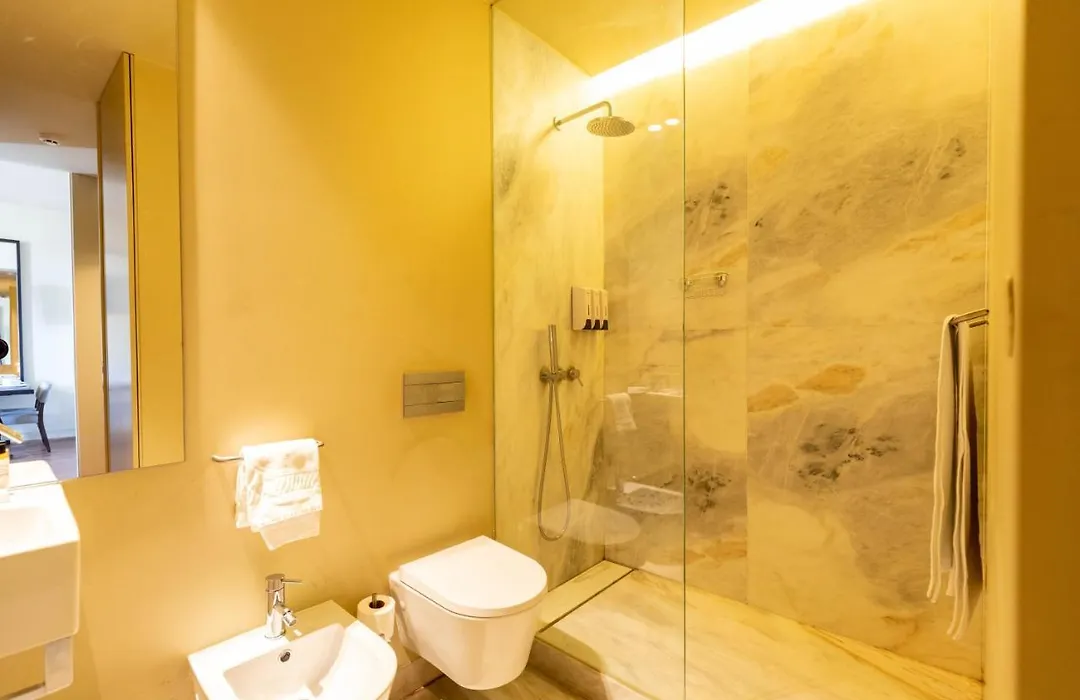 Prime Lisbon - Dom Luis I-1